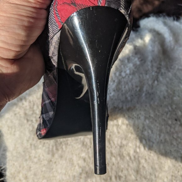 Carlos by Carlos Santana Miracle Plaid Peeptoe Stilettos Sz 8.5M - Picture 7 of 10